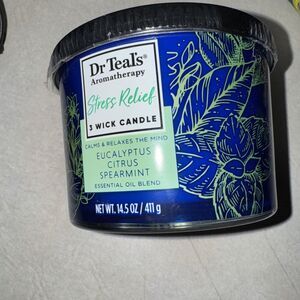 Dr Teal's Aromatherapy Stress Relief Wellness Candle 14.5 Oz calms relax 3 Wick